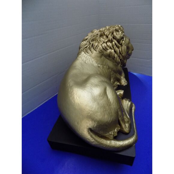 NEW Majestic Lion King Statue Figurine Wild Animal Gold Cat Leo - Picture 10 of 10